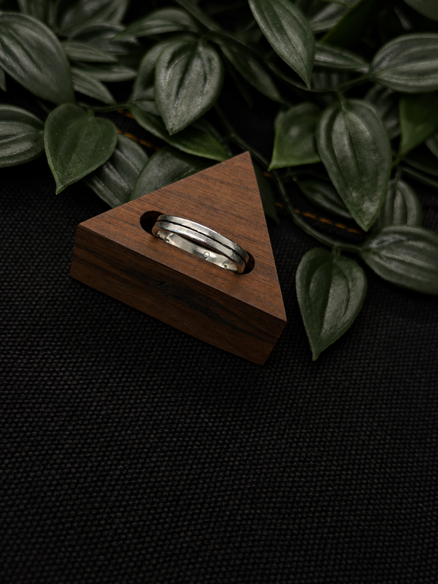 Single Line ring design reference